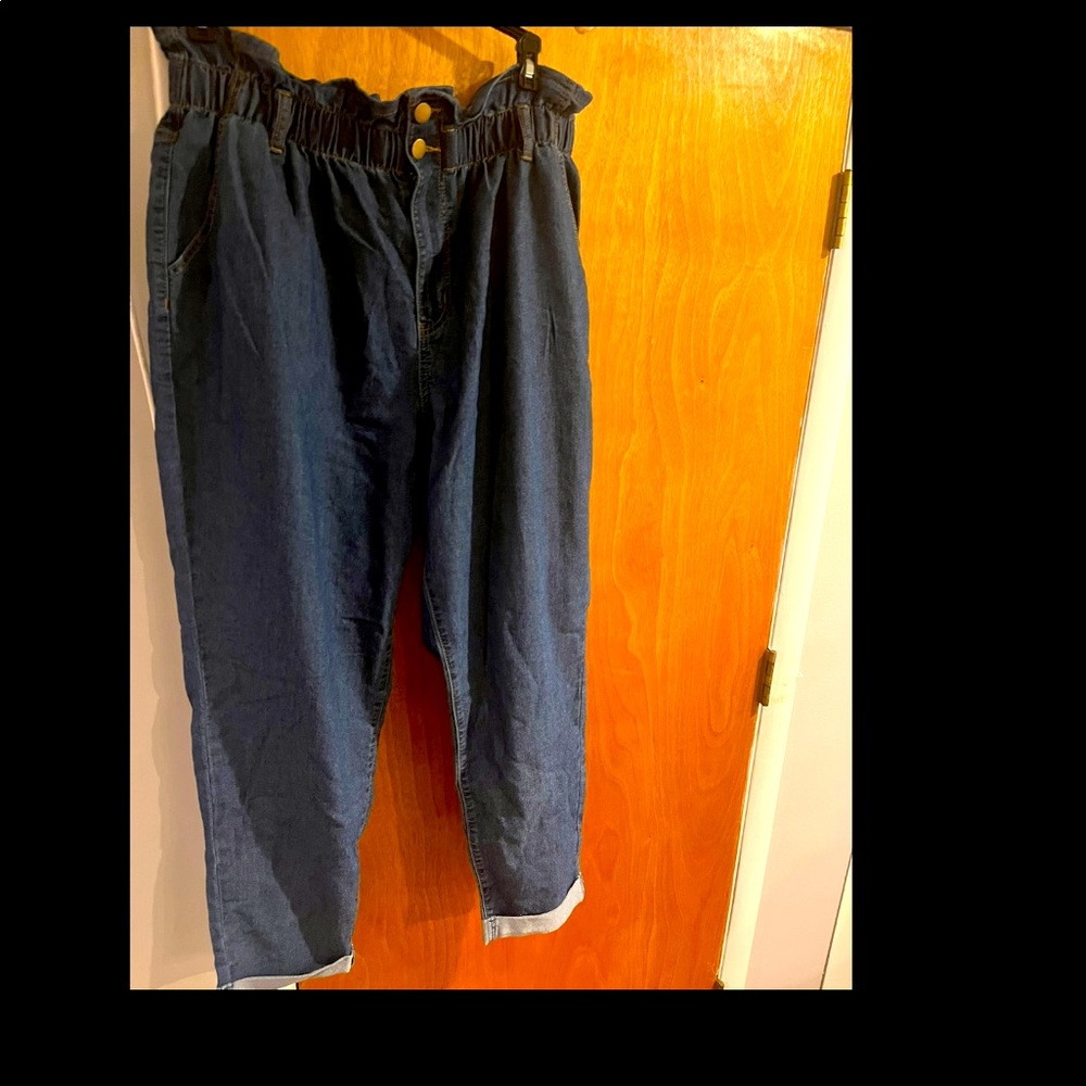 Brand New F21 Paper bag Jeans